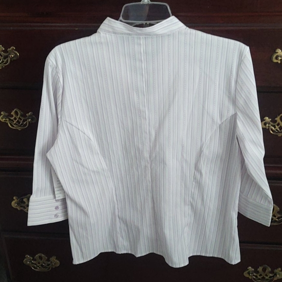 Shirt - Picture 3 of 9